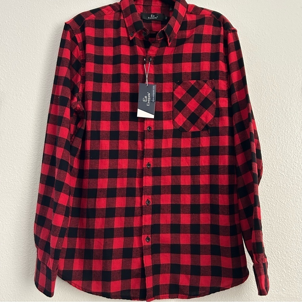 NWT Emiqude Red and Black Flannel | Size L